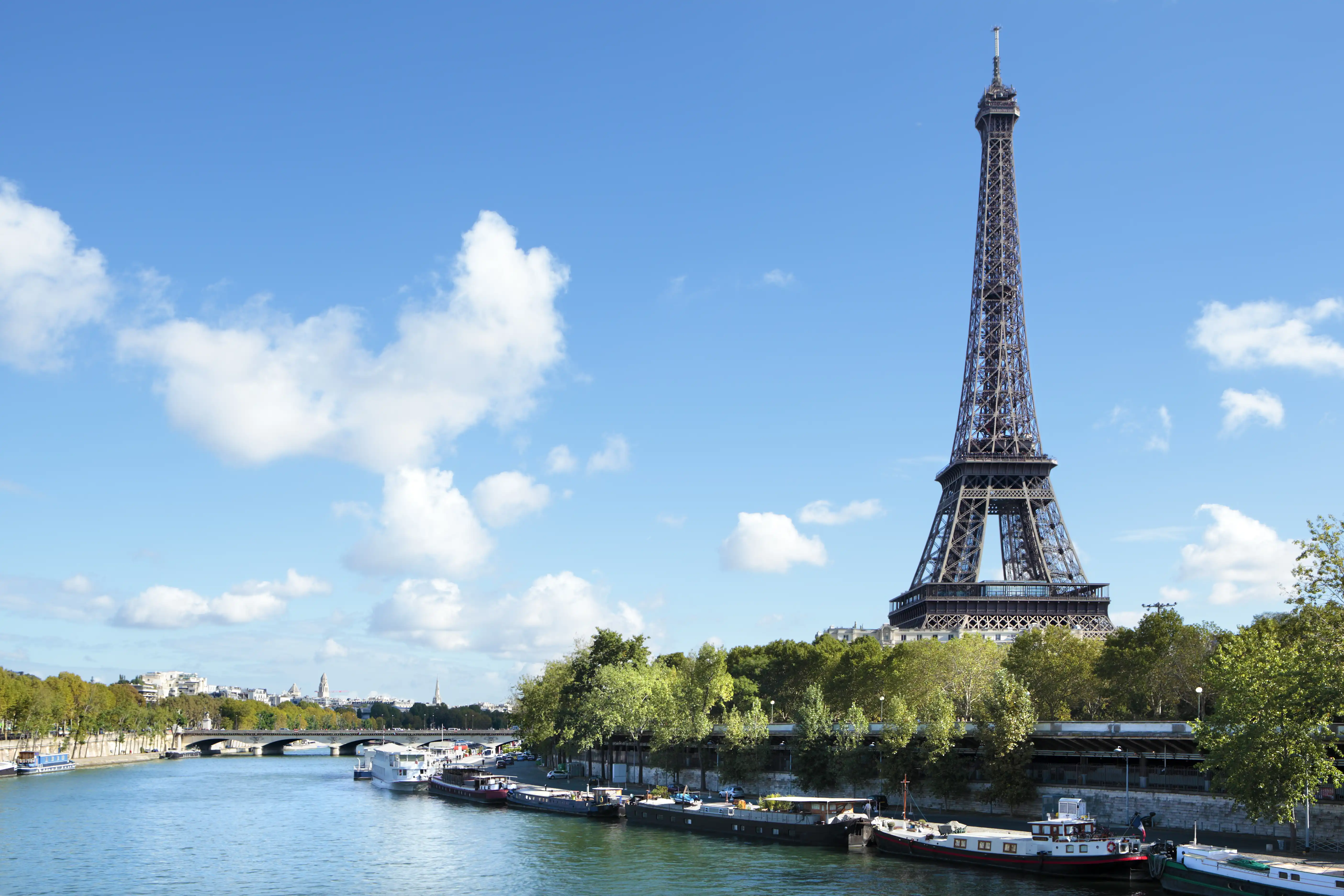 บริการรับยื่นวีซ่าฝรั่งเศส (Schengen France)